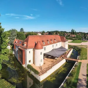 Chateau Du Bost - Teritoria *** Bellerive-sur-Allier